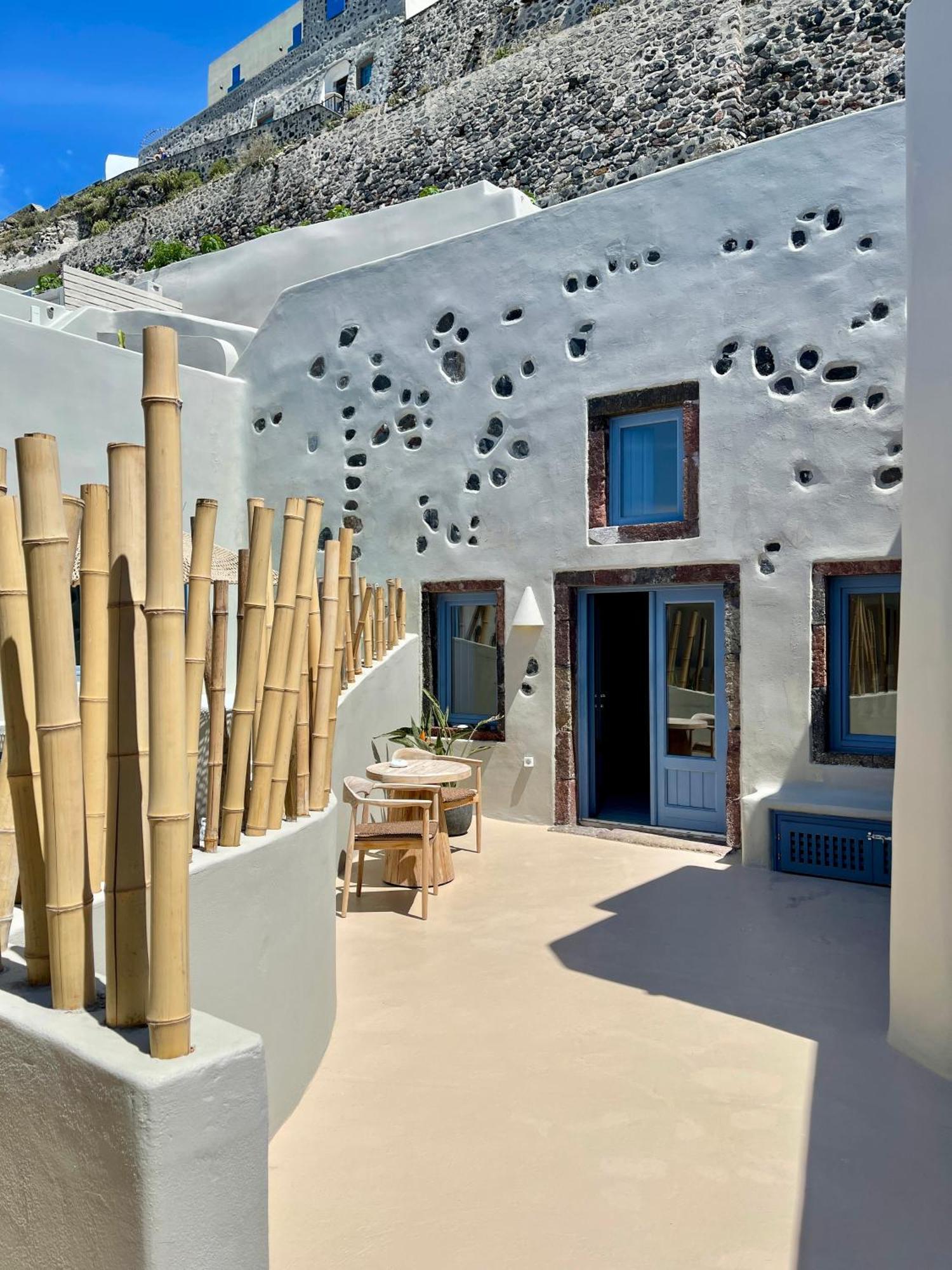 Luna Santorini Suites Pyrgos Kallistis Exterior photo