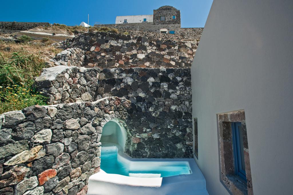 Luna Santorini Suites Pyrgos Kallistis Exterior photo